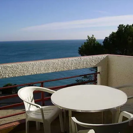 Angeles I Y Ii Hotel 2*